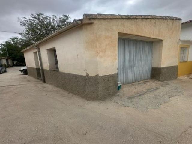 SE VENDE COCHERA EN LOS PRADOS Caravaca de la Cruz