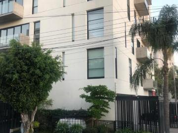 Se vende departamento 3 recámaras en Col. Altamira