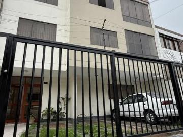 SE VENDE DEPARTAMENTO, 1ER PISO, 82M2, URB. SANTA PATRICIA ETAPA II