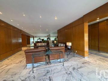 Se vende departamento en Corinto con hermosa vista Panoramica Av Paseo de las Palmas