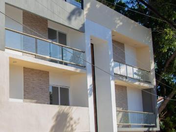 Se vende departamento por Teatro de la ciudad