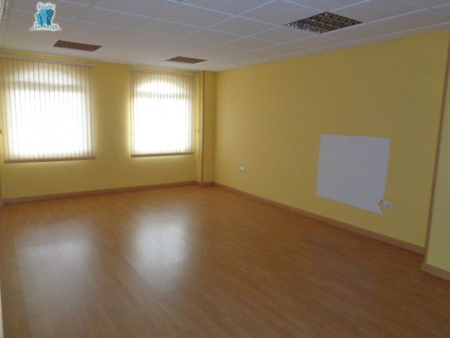 SE VENDE DESPACHO ZONA EROSKI