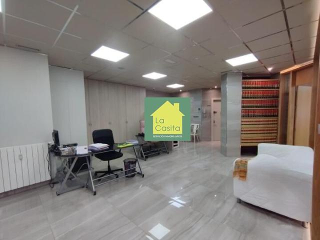 SE VENDE DESPACHO EN DIONISIO GUARDIOLA IDEAL PARA UNA NOTARÍA O DESPACHO DE ABOGADOS