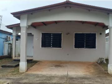 Se vende dos casa brisas del golf arraijan | 3 recámaras por 102000.00 en Juan Demóstenes