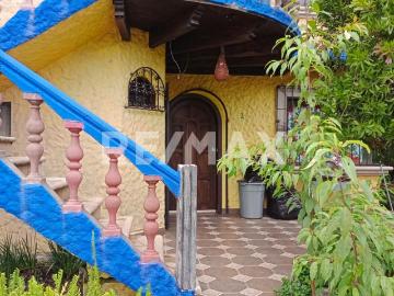Se Vende dos Departamentos en Corral de Piedra