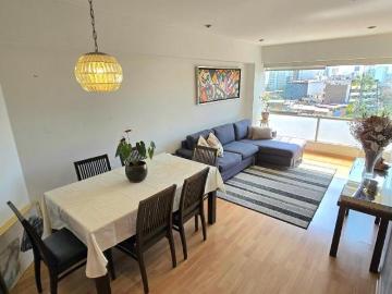 Se vende duplex de 124m2 de 2 dormitorios mas cochera Miraflores