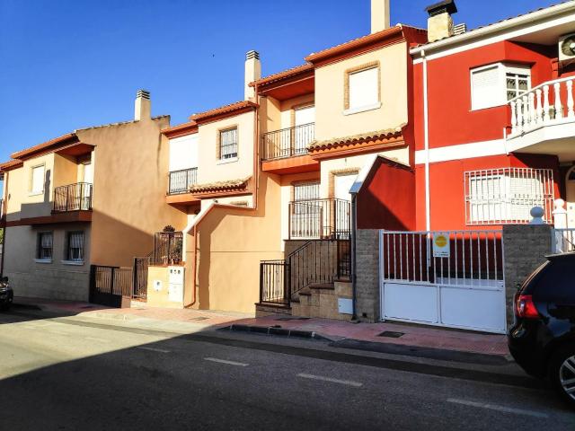 SE VENDE DÚPLEX EN MOLINA DE SEGURA
