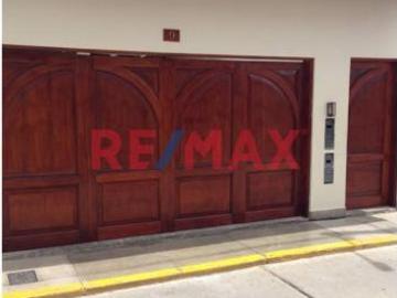 Se Vende Duplex En Primer Y Segundo Piso Con Vista Frente Al Mar En Pacasmayo