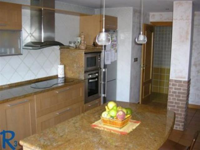 SE VENDE DÚPLEX SEMINUEVO EN EL CENTRO DE VALENCIA DE DON JUAN