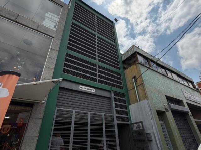 Se vende Edificio 351.15m2. Boleita Sur