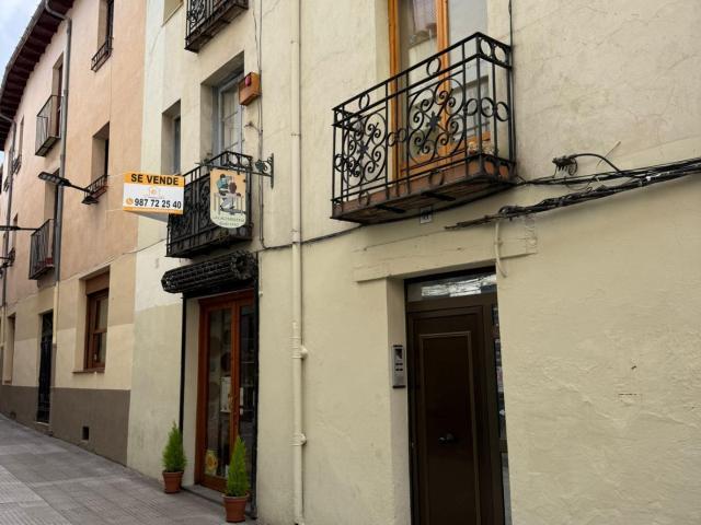 Se vende edificio centrico