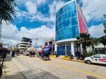 Se vende Edificio Comercial de alto transito y centrico