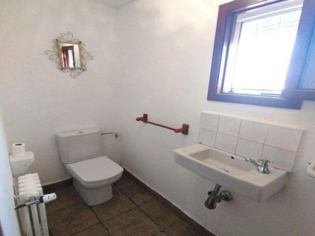 SE VENDE ENCANTADORA CASA EN OLIVA CON ESPECTACULARES VISTAS
