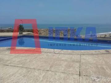 SE VENDE ESPACIOSO Y CÓMODO PENTHOUSE DUPLEX EN LA MEJOR ZONA DEL MALECÓN GRAU
