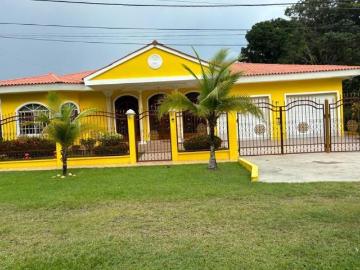 Se Vende Espectacular Casa Amoblada en Santa Clara. Precio de Remate por Mudanza