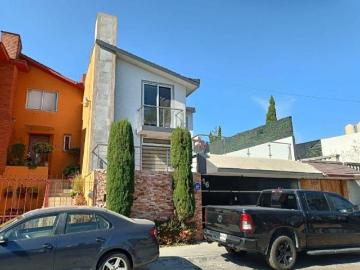 SE VENDE ESPECTACULAR CASA REMODELADA ACABADOS DE LUJO EN FRACC. LAS ALAMEDAS, ESTADO DE MEXICO