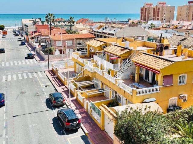 Se vende espectacular apartamento dúplex en planta alta en L. 63m² La Mata