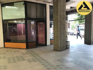 Se vende espectacular local comercial en los andes