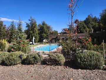 Se vende espectacular parcela con casa mediterranea