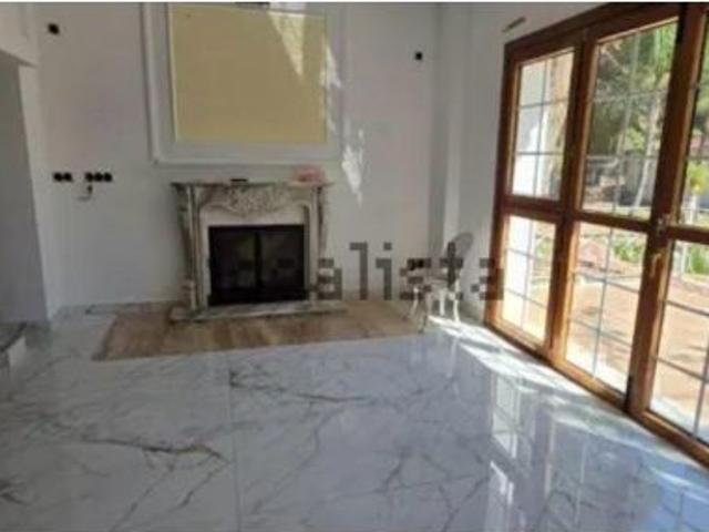 SE VENDE ESPECTACULAR VILLA DE LUJO