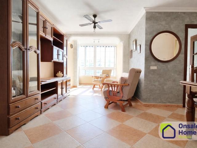 Se vende estupendo piso en Marbella, ubicado en una zona pri. 89m² Marbella