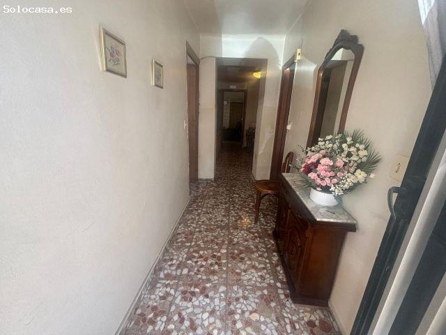 SE VENDE ESTUPENDA CASA CON GARAJE Y TERRAZA EN LA RIBERA DE MOLINA