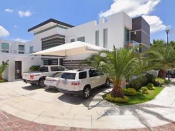 SE VENDE EXCELENTE CASA COL. CUMBRES, JURIQUILLA, QUERETARO