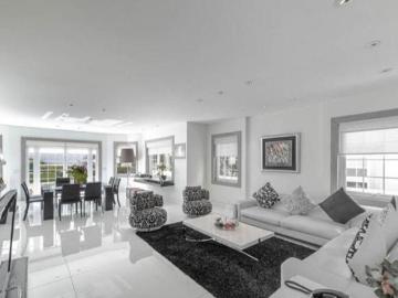 SE VENDE EXCELENTE CASA EN LAS VILLAS V