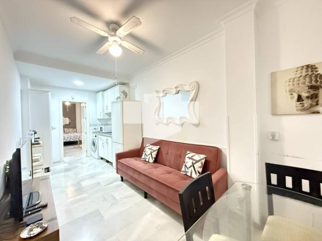Se Vende excelente piso en Fuengirola Centro, con Licencia Turística