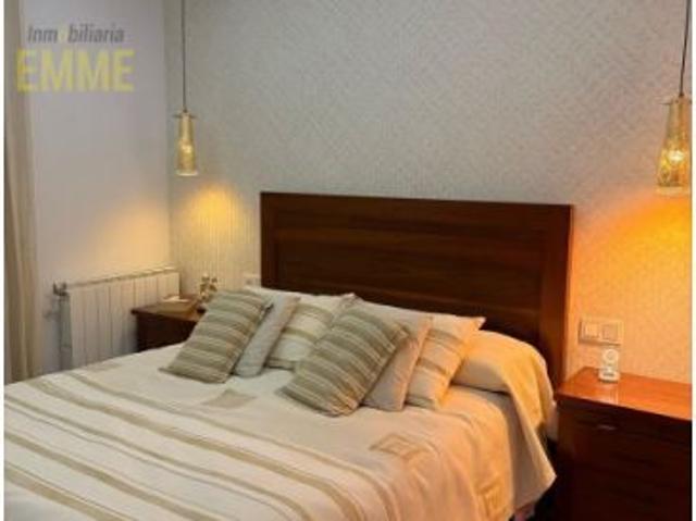 Se vende exclusiva vivienda en urbanización en Ronda