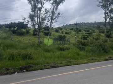 SE VENDE EXTENSO TERRENO SOBRE CARRETERA MIL CUMBRES, Jaripeo
