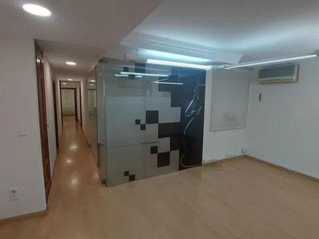 SE VENDE FANTASTICA VIVIENDA EN EL CENTRO DE VALENCIA EN CALLE PEATONAL!