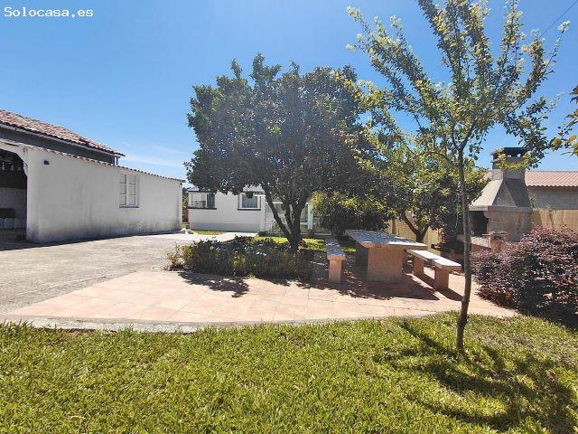 Se vende finca con galpón en la zona de Ousensa Vilanova de Arousa