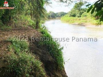 Se Vende Finca en Chitré NMR