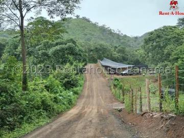 Se Vende Finca en Pedasí NMR
