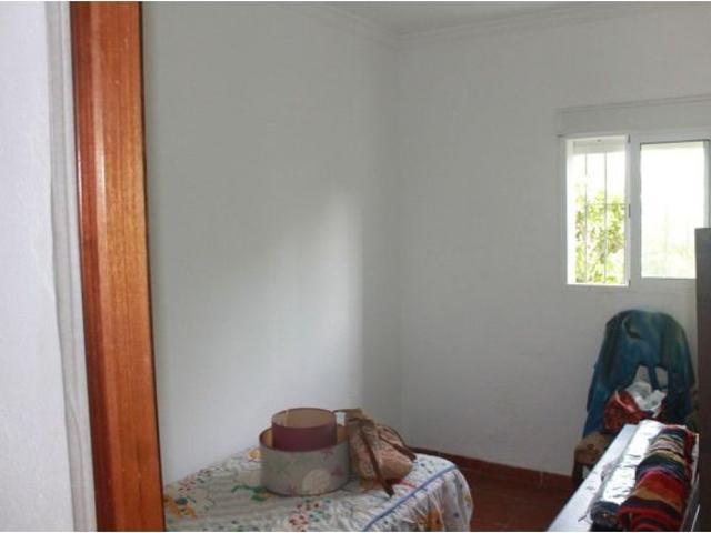 SE VENDE FINCA RUSTICA CON PISCINA Y VIVIENDA DE 90 M2 A UN PASO DE SOTOGRANDE