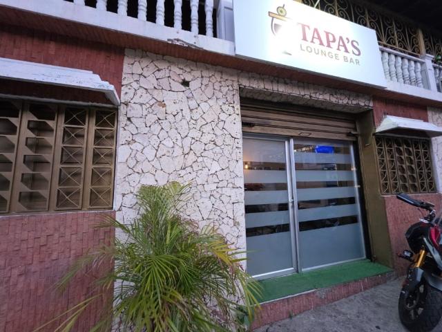 SE VENDE FONDO DE COMERCIO EN EL COUNTRY. VE22 440CTR RSUA
