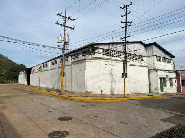 SE VENDE GALPÓN SAN BLAS