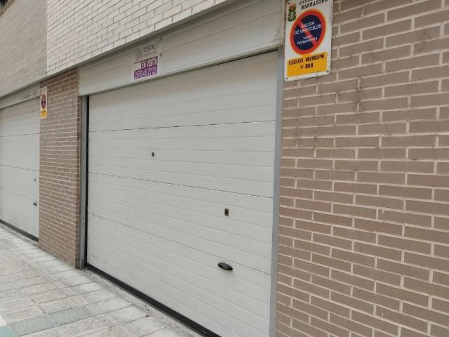 Se vende Garaje Almacen independiente en Barbastro