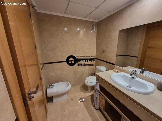 SE VENDE GRAN OPORTUNIDAD VIVIENDA ADOSADA ZONA MEDICINA