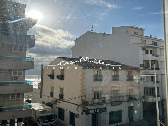 SE VENDE GRAN APARTAMENTO EN ALTEA