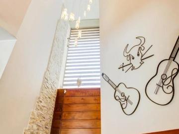 Se vende hermosa casa con piscina en condominio en urb sol de la molina