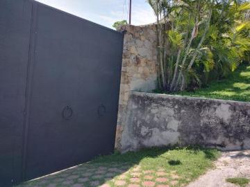 Se vende hermosa casa a pie de lago