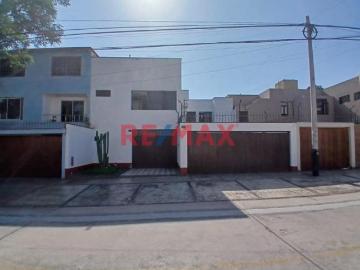 Se Vende Hermosa Casa De 2 Pisos + Terraza