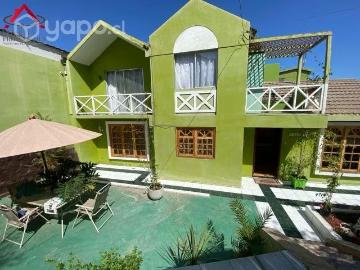 Se vende hermosa casa de dos niveles sector sur | 4 Dormitorios por 12000.00 en Antofagasta