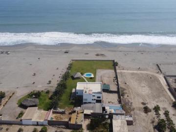 SE VENDE HERMOSA CASA DE PLAYA FRENTE AL MAR