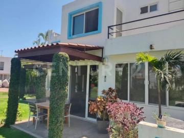 Se Vende Hermosa Casa de tres Recamaras Ubicada cerca de la Playa