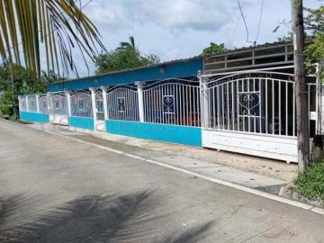Se vende casa de 465mts2 en Las Garzas de Pacora MAB 25 5171