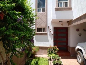 Se Vende Hermosa Casa en Quintas San Isidro