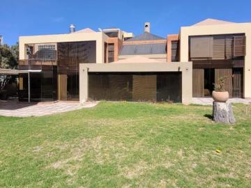 Se vende hermosa casa para vivienda o proyecto inmobiliario